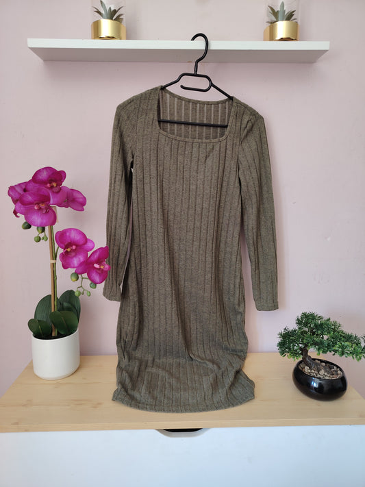 Robe kaki